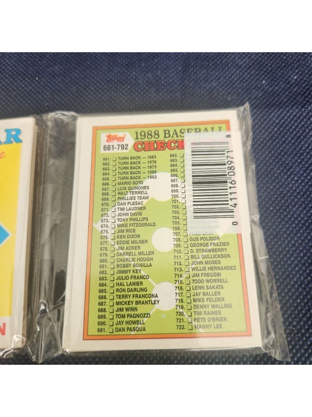 NIB 1988 Topps Baseball 42 Card Rack Pack Factory Sealed 1 Random Pack - Picture 6 of 6